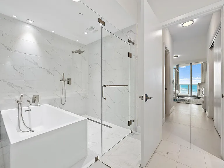 3100 N Ocean Dr #1002 — Photo 11