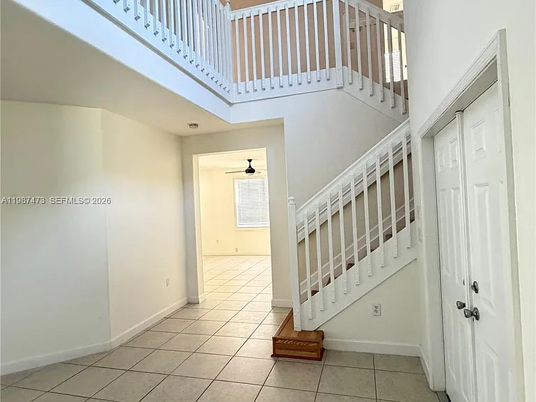 16500 SW 37th St — Photo 4