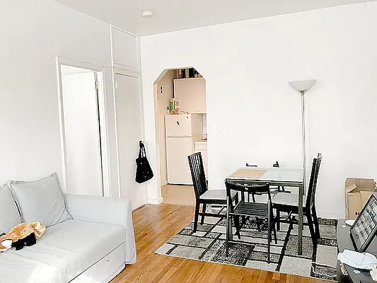 Rented by AJ Clarke | media 6