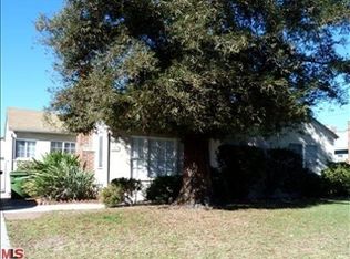 6617 Gentry Ave, North Hollywood, CA 91606