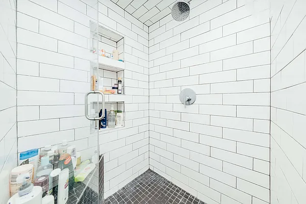 Rented by Carnegie Management Inc | media 5