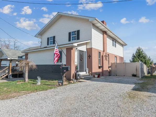 313 E South St, Carmichaels, PA 15320