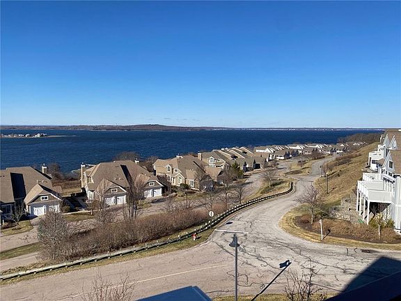 2nd image of 45 Starboard Dr Unit 330
