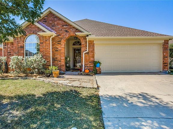 3rd image of 2605 Lonesome Oak Dr