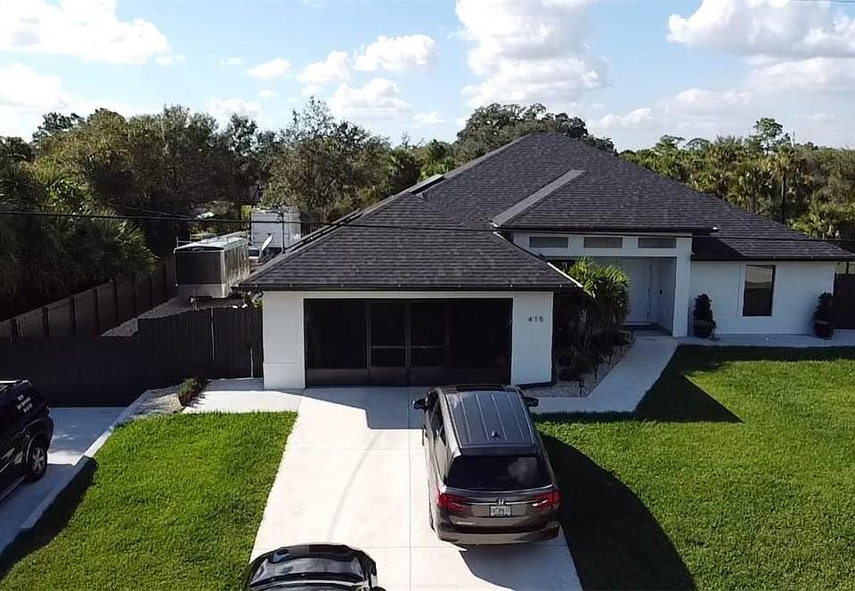 1st image of 415 Plumosa Ave