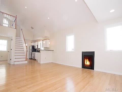 3rd image of 111 Wilson Ave