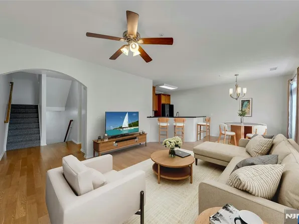 805 Deluca Rd #805, Belleville, NJ 07109