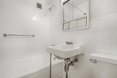 Rented by Warburg