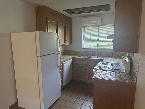 4th image of 48522 Victoria Ln #11500349
