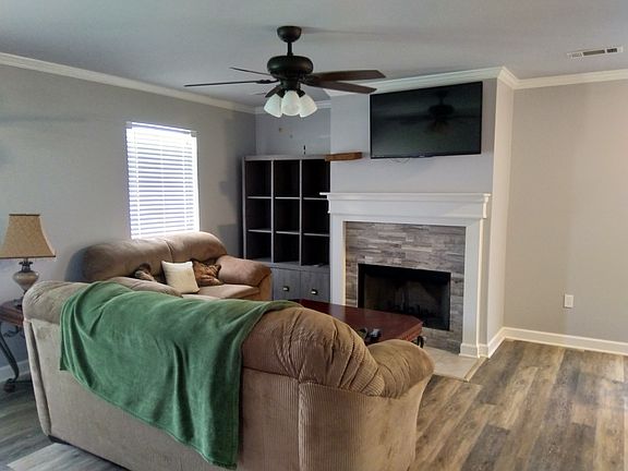 2nd image of 25422 Homestead Dr