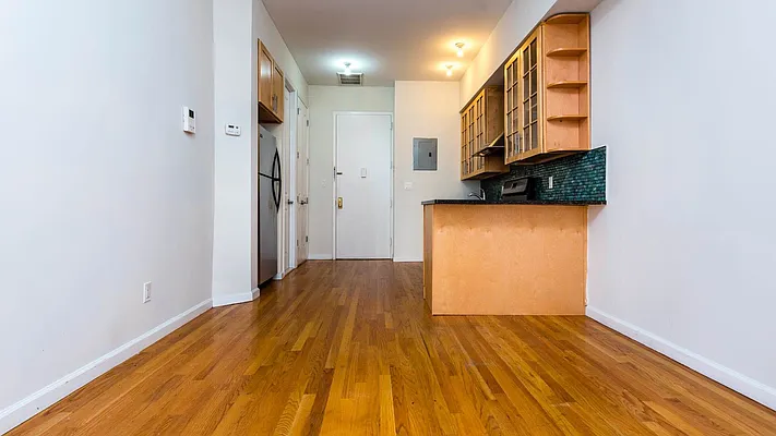 Rented by Nooklyn NYC LLC | media 25
