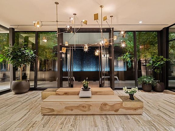 3rd image of 111 Murray St #8B