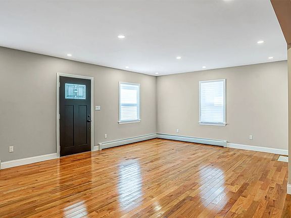 3rd image of 23613 120th Ave