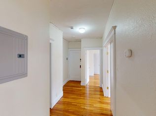 8 Vinal St APT 6, Boston, MA 02135