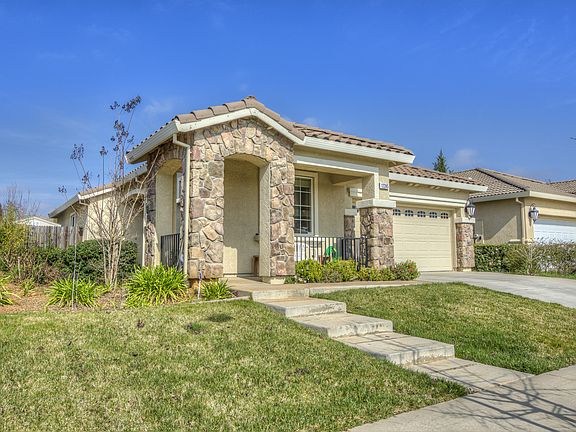 2nd image of 12245 Canyonlands Dr