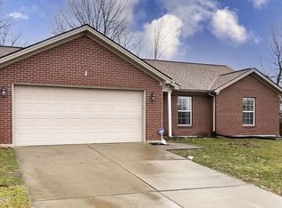 5904 Pine View Ct, Jeffersonville, IN 47130