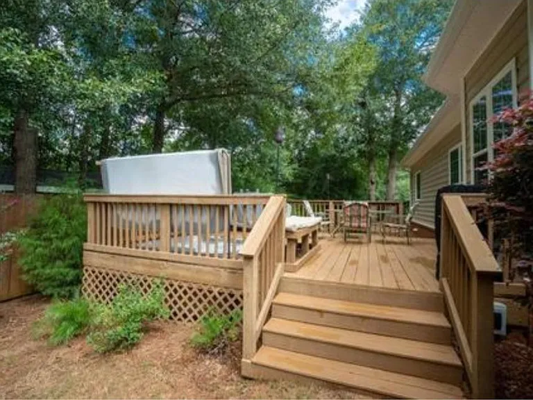 115 Verandah Ct — Photo 16