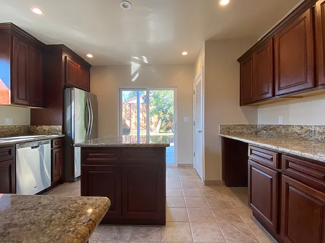 1641 San Lorenzo Ave — Photo 6