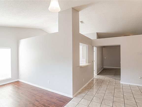 5th image of 594 Whittingham Pl