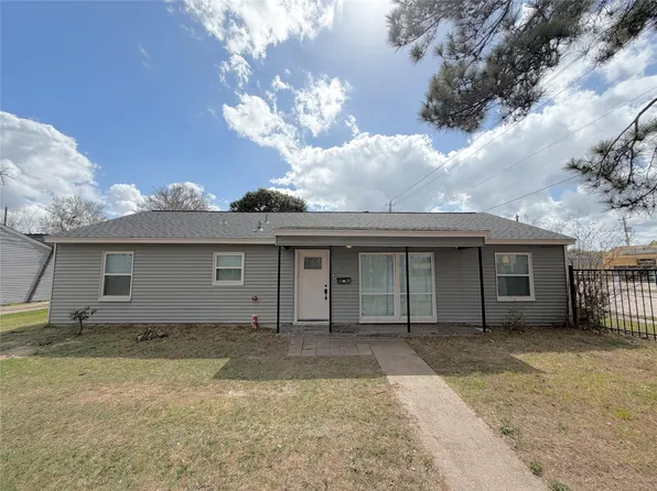 1735 W 43rd St, Houston, TX 77018