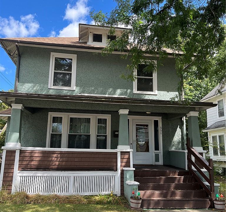 1st image of 551 Riverside Ave