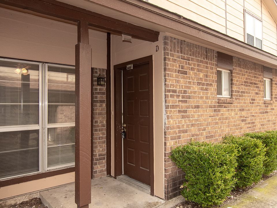 1st image of 1105D Covey Ln
