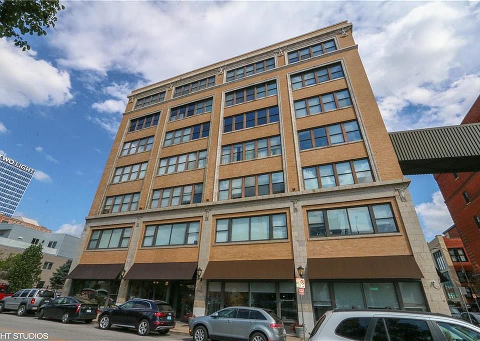 1st image of 1535 Walnut St APT 205