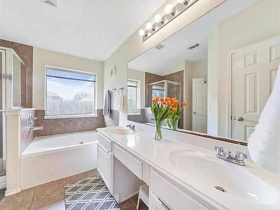 5th image of 5422 Fairtide Dr