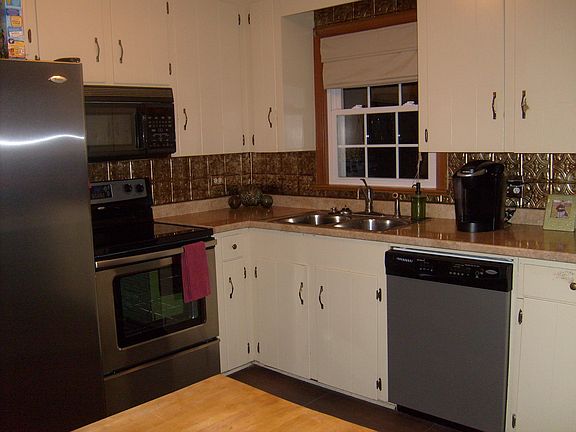 4th image of 408 College Park Dr
