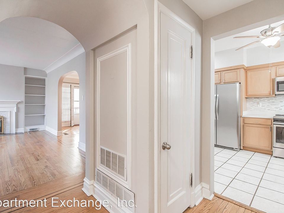 1st image of 7552 Buckingham Dr #1