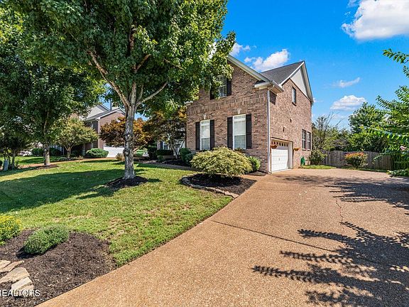 2nd image of 336 Quail Pointe Rd