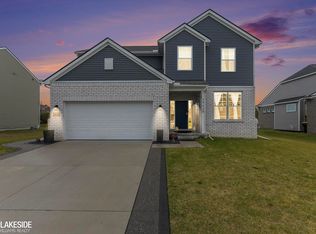 24628 Beach Dr, Macomb, MI 48042