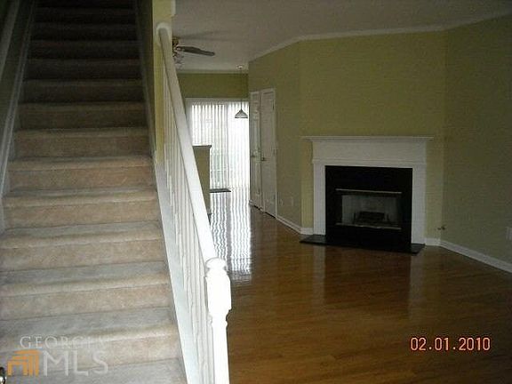 3rd image of 1449 Cove Creek Cir