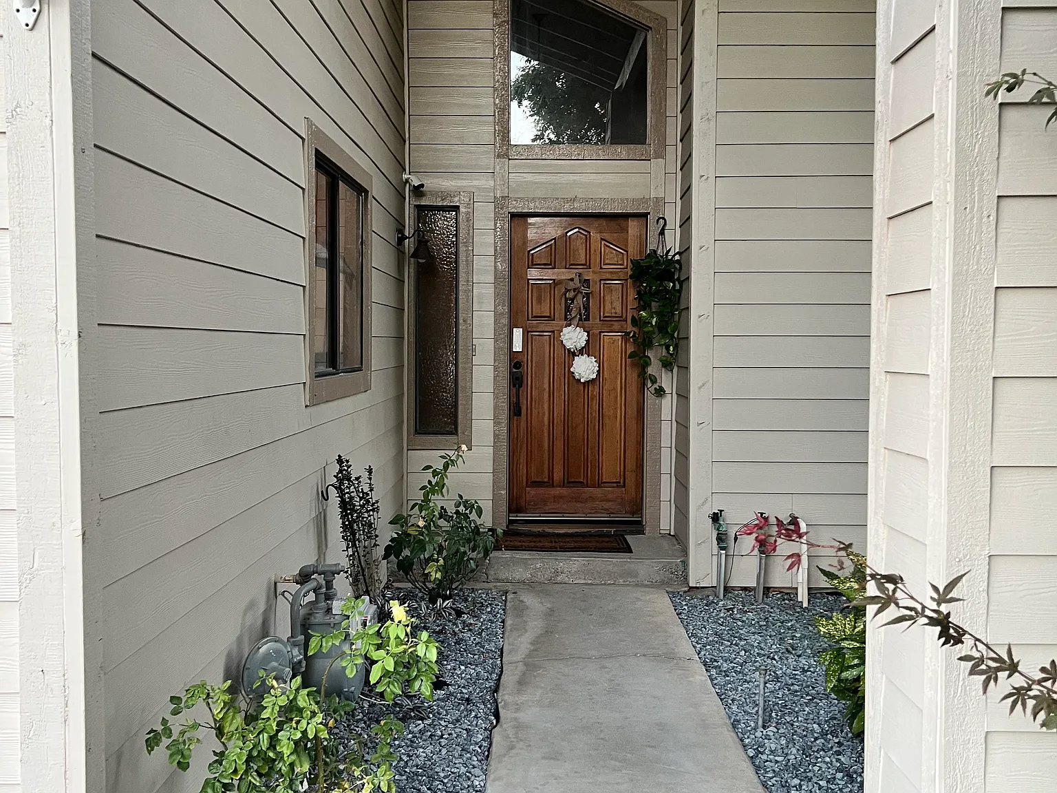 3 bed, 2.5 bath, 1814 sqft, $3,000 — Photo 2