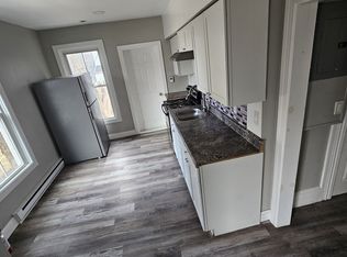 637 Main St APT 3, Poughkeepsie, NY 12601