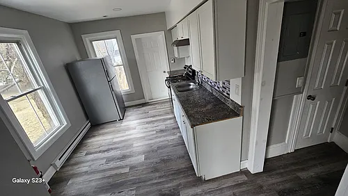637 Main St #3 Photo 1