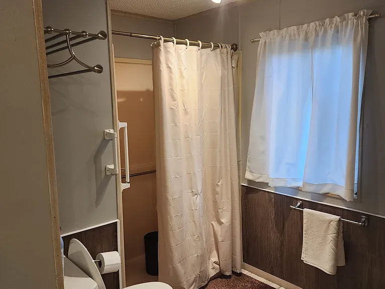 5631 Seven Oaks Dr — Photo 10
