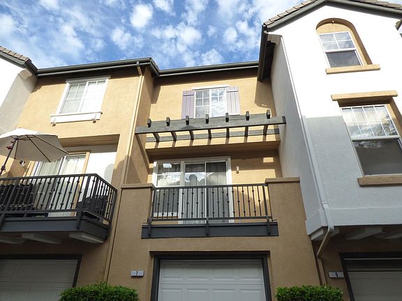 3rd image of 7 Plumeria Ln