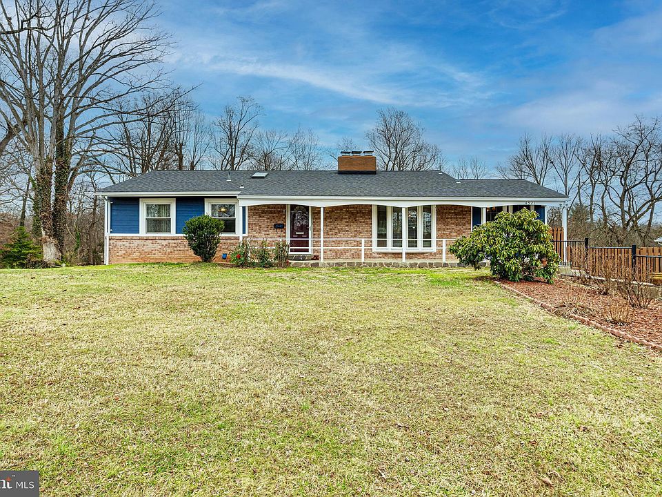 1st image of 4521 Starr Jordan Dr