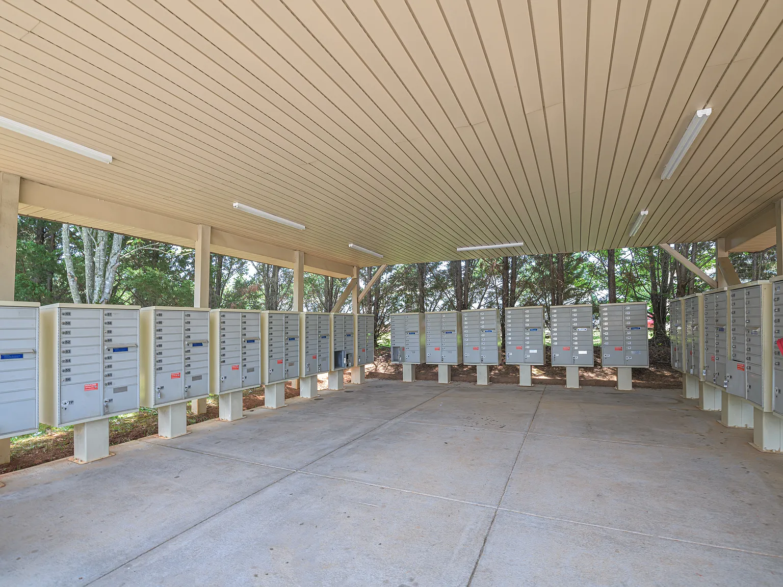 Meadowbrook — Photo 3