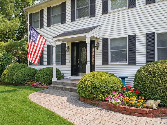 3rd image of 3 Hampton Drive