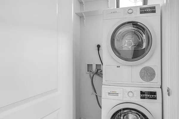 Rented by HH Property Management Services LLC | media 9