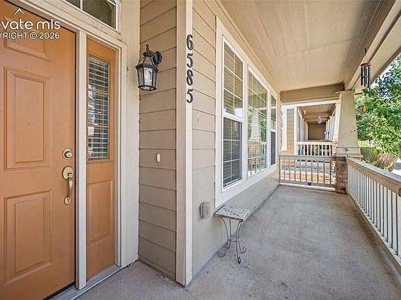 4th image of 6585 Baytree Grv