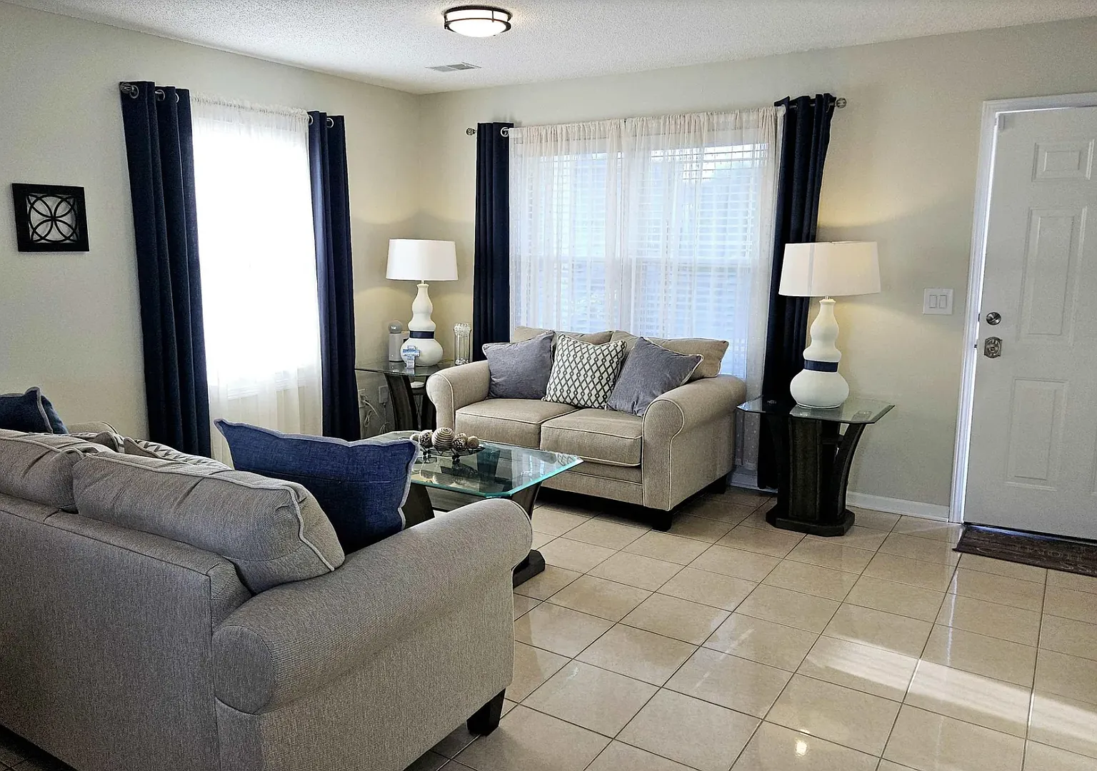 Spacious & Stylish Rental Home Perfect for Comfortable Living! — Photo 3