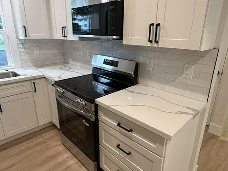 7900 Edmonds 4-Plex — Photo 28