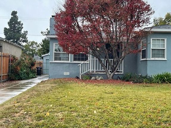 3rd image of 833 N Screenland Dr