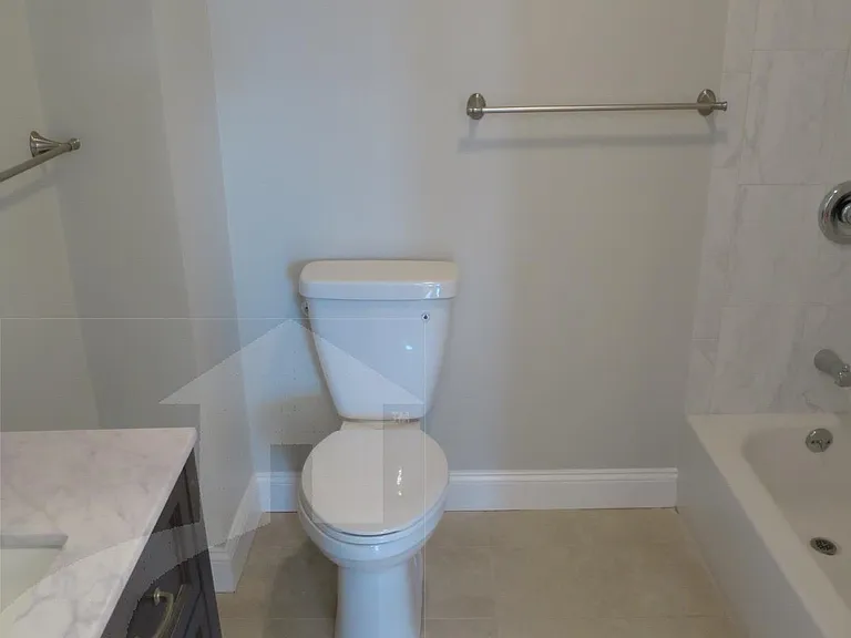 55 Marion St — Photo 11