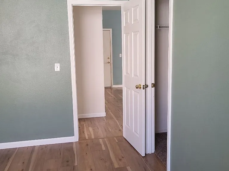 2396 Sapphire Ridge Way — Photo 13