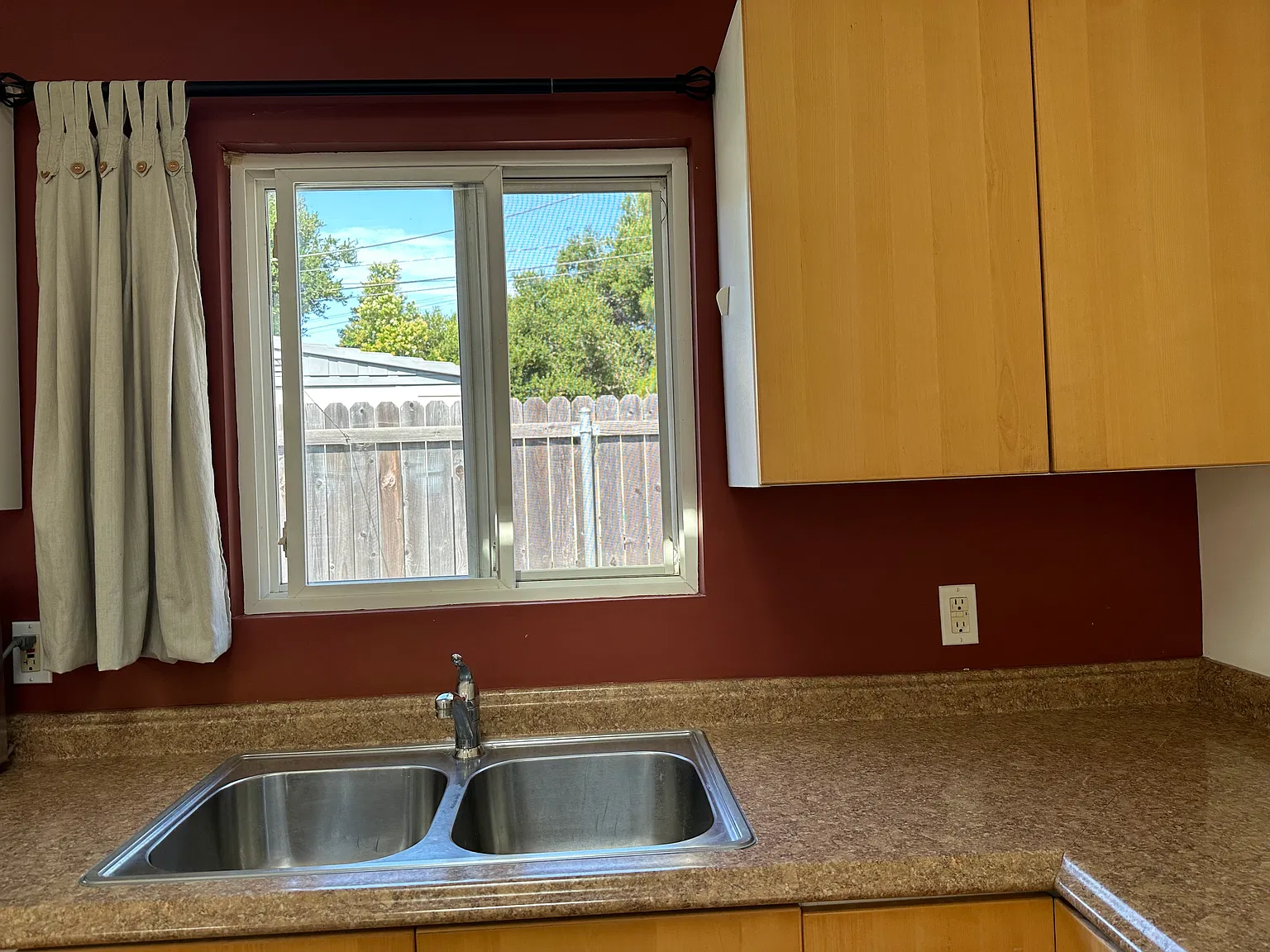 Studio, 400 sqft, $2,000 — Photo 4