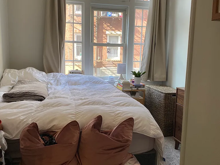 369 Hanover St #1F — Photo 6